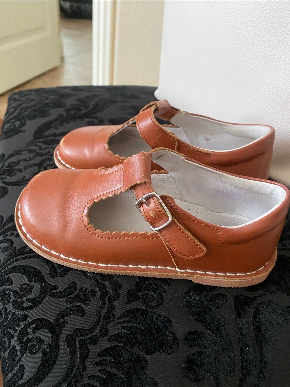 L’Amour Classic Brown Leather T-Strap Kids Shoes